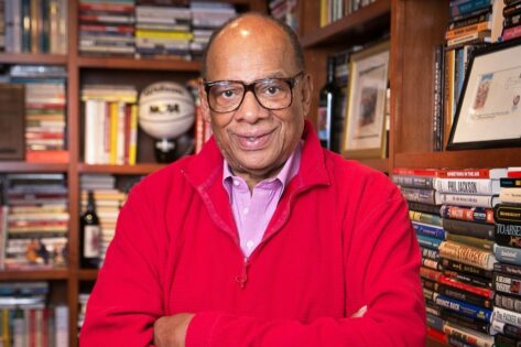 “RIP”: Lakers Legend Heartbroken as He Joins Basketball Community to Mourn Nike Executive’s Death