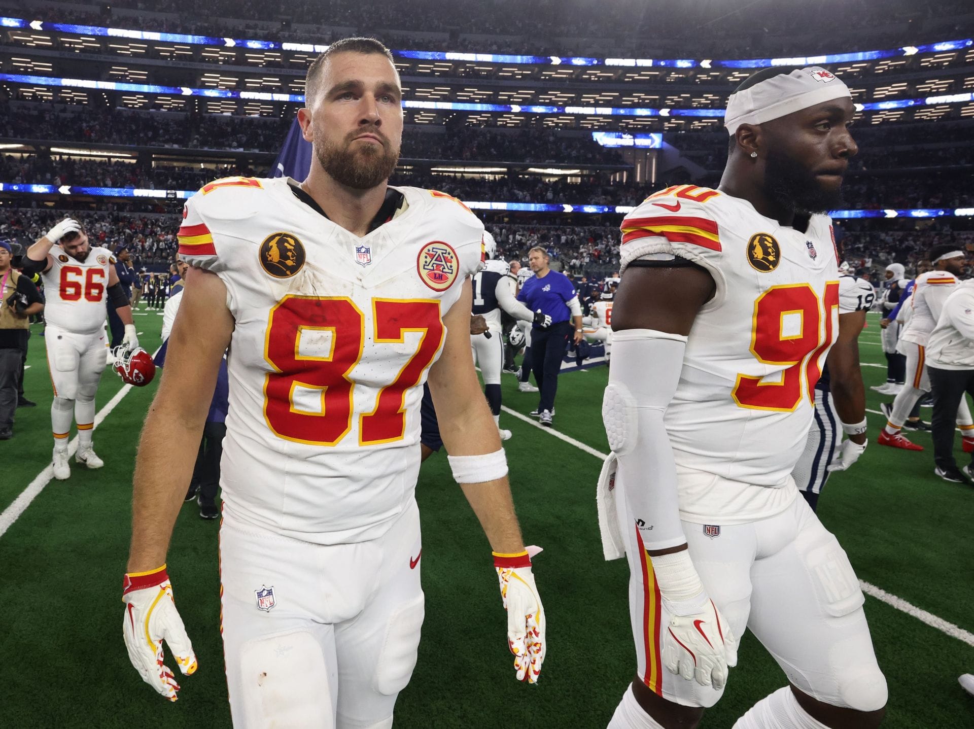 AFC Playoff Picture and Scenarios after Week 13: Chiefs hit new low, Colts plummet, Bengals stay in hunt