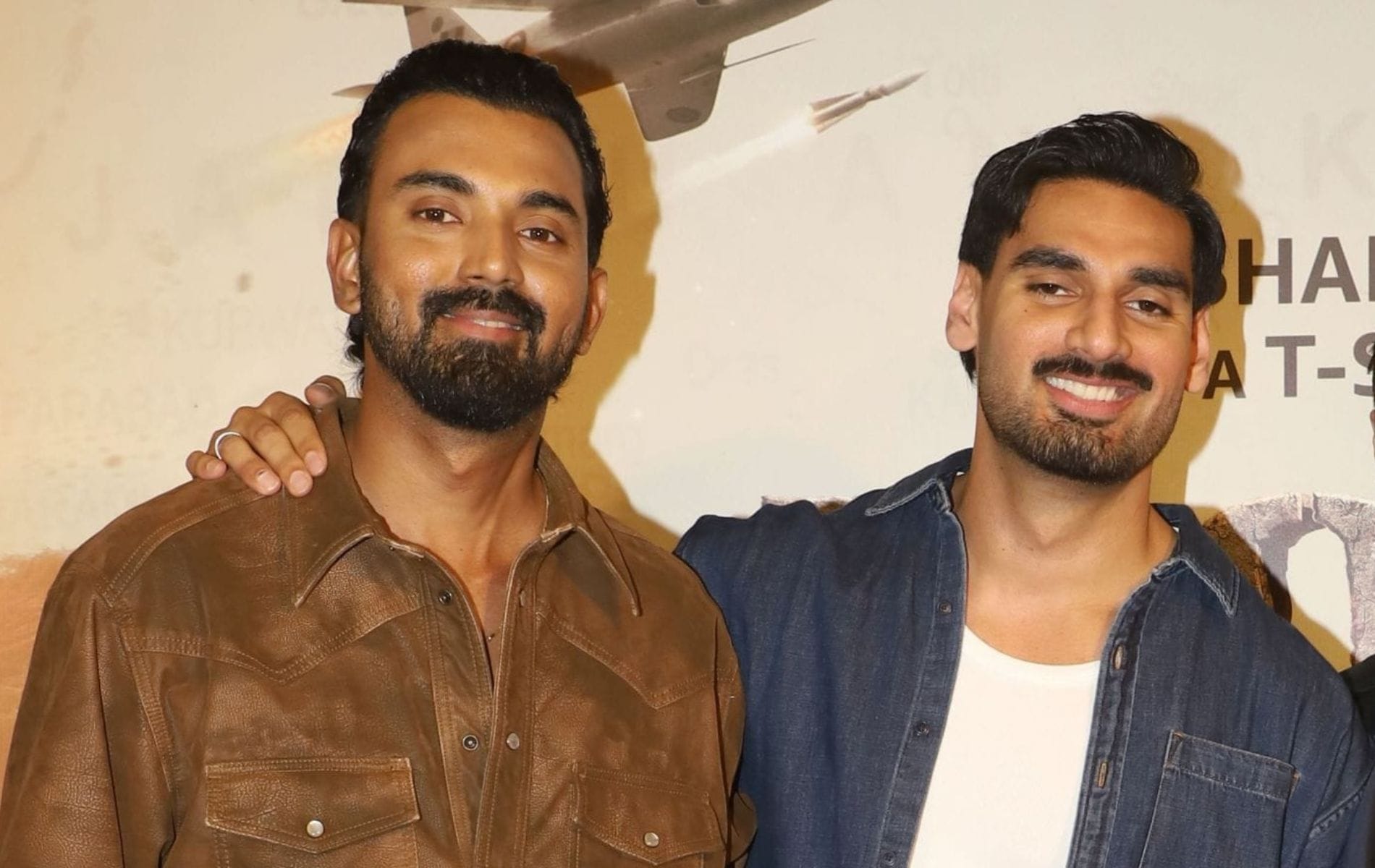 KL Rahul and teammate pose with Ahan Shetty during Border 2 screening amid IND vs NZ 2026 T20Is [Watch]
